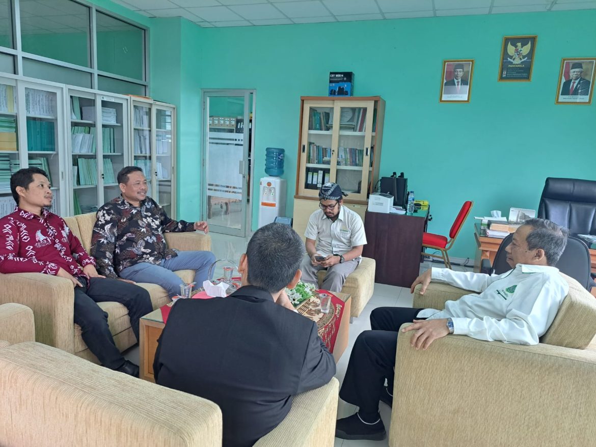 Studi Pengembangan Rumah Jurnal ke Bandung dan Purwokerto