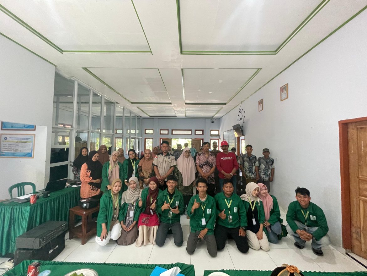 Kolaborasi Tiga Perguruan Tinggi Hidupkan Semangat Kemerdekaan di Desa Rompegading