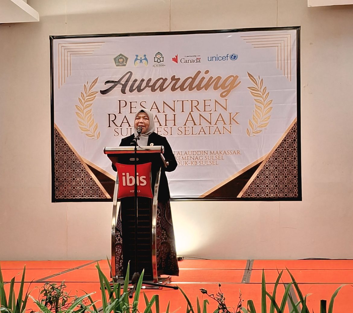 LP2M UIN Alauddin Makassar dan UNICEF Anugerahkan Penghargaan Pesantren Ramah Anak Sulsel 2025