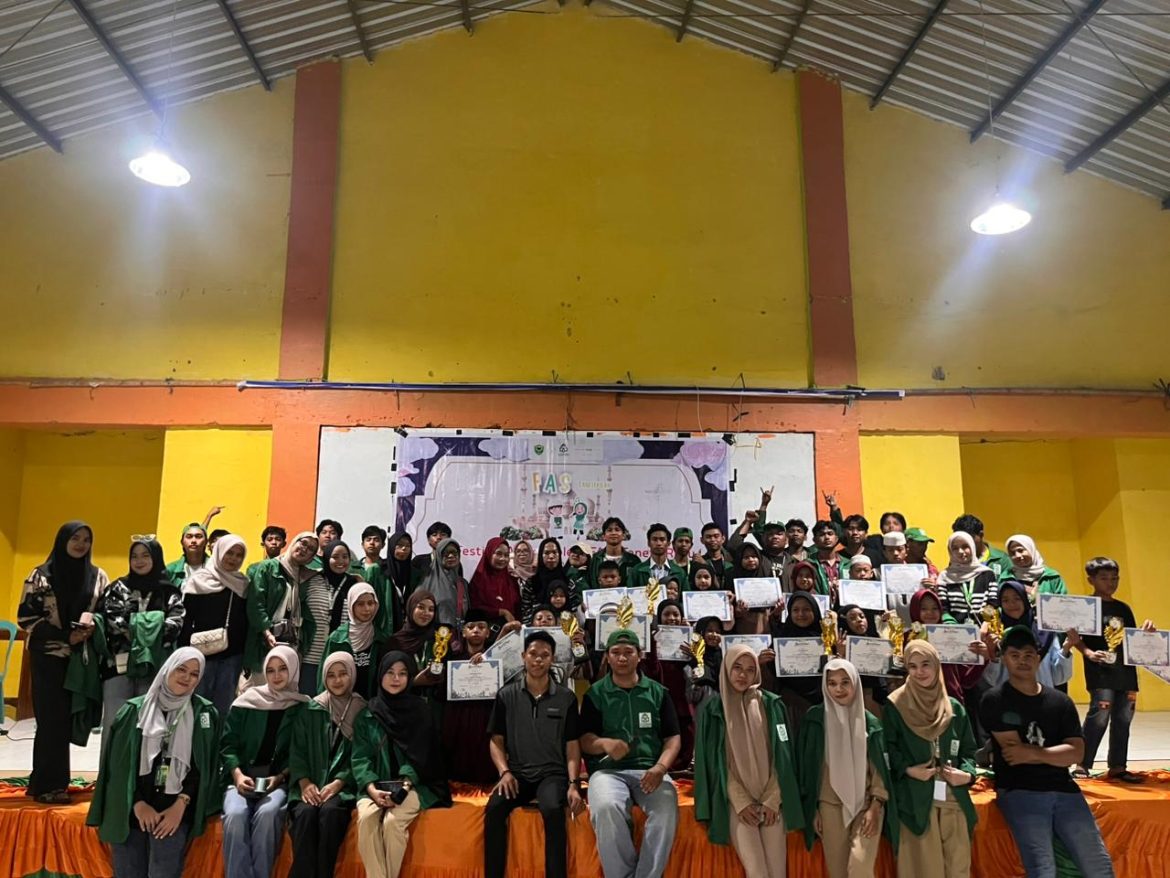 Membangun Karakter Islami Sejak Dini: Festival Anak Sholeh Sukses Digelar KKN UINAM Tanete Rilau